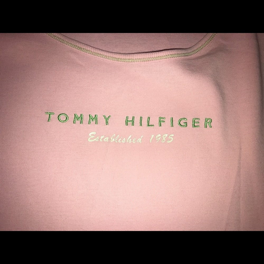 Nice light pink Tommy Hilfiger top.